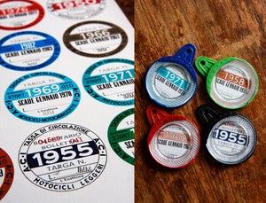 REPRO VINTAGE ITALIAN ROAD TAX DISC AND HOLDER – The ultimate period accessory for your bike!